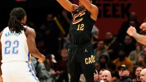 “探寻“狂热三月”富豪赞助名单”